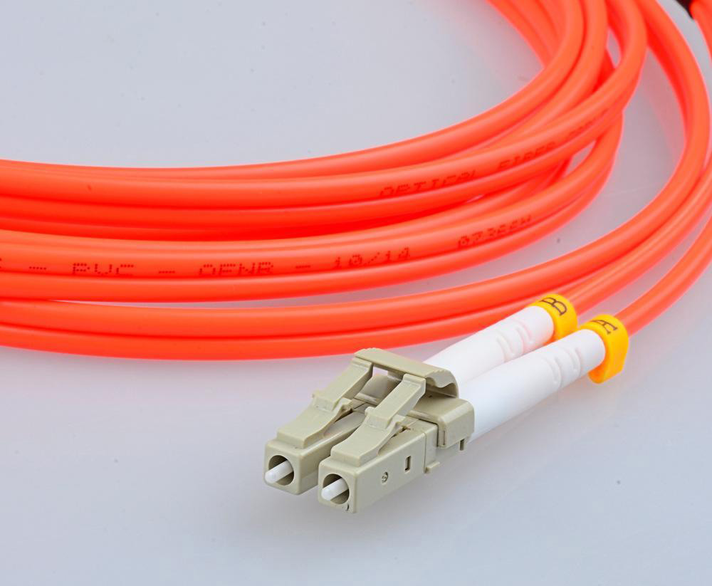 光纖收發器如何實現長距離組網?